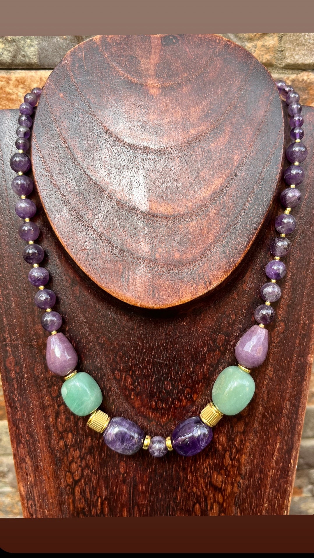 Collar corto amatista