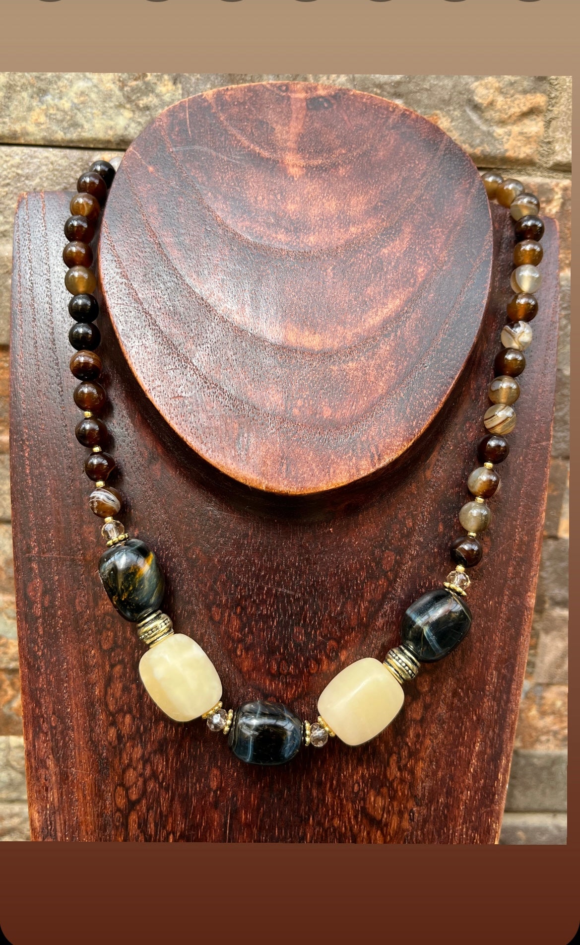 Collar corto ágatas